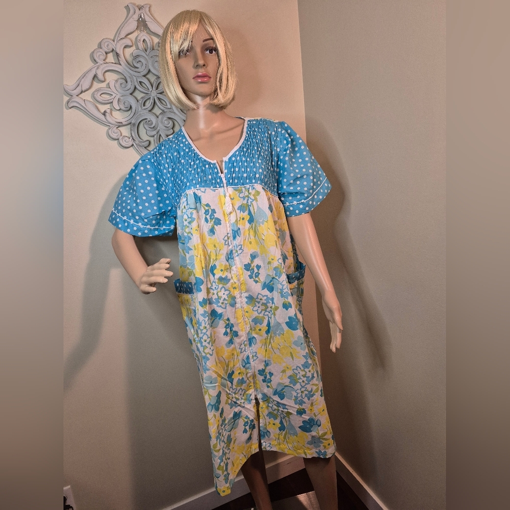 Super Cute And Fun Vintage Hpuse Dress Rope Cotton Lightweight Bobbie Brooks